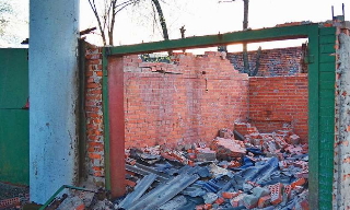 Демонтаж гаражей в Павловском Посаде, цена от 1728 руб. – услуги под ключ от ИП Садыков В. Р.
