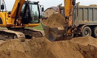Выкопать яму экскаватором в Павловском Посаде от 915 руб. - ИП Садыков В. Р.